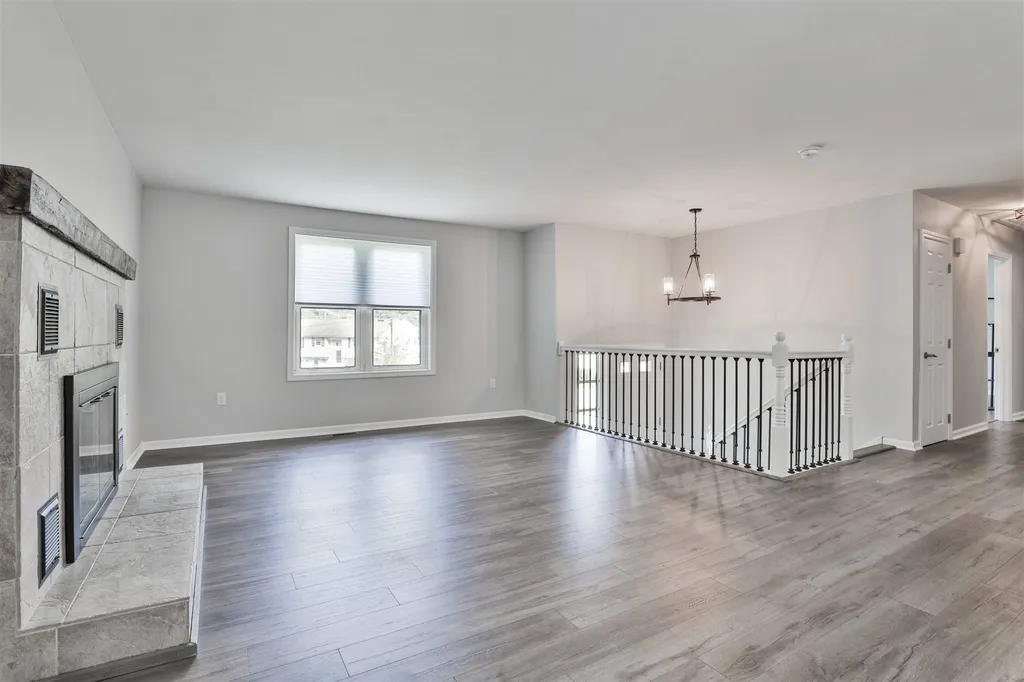 7 Michelle Drive Nashua NH 03062