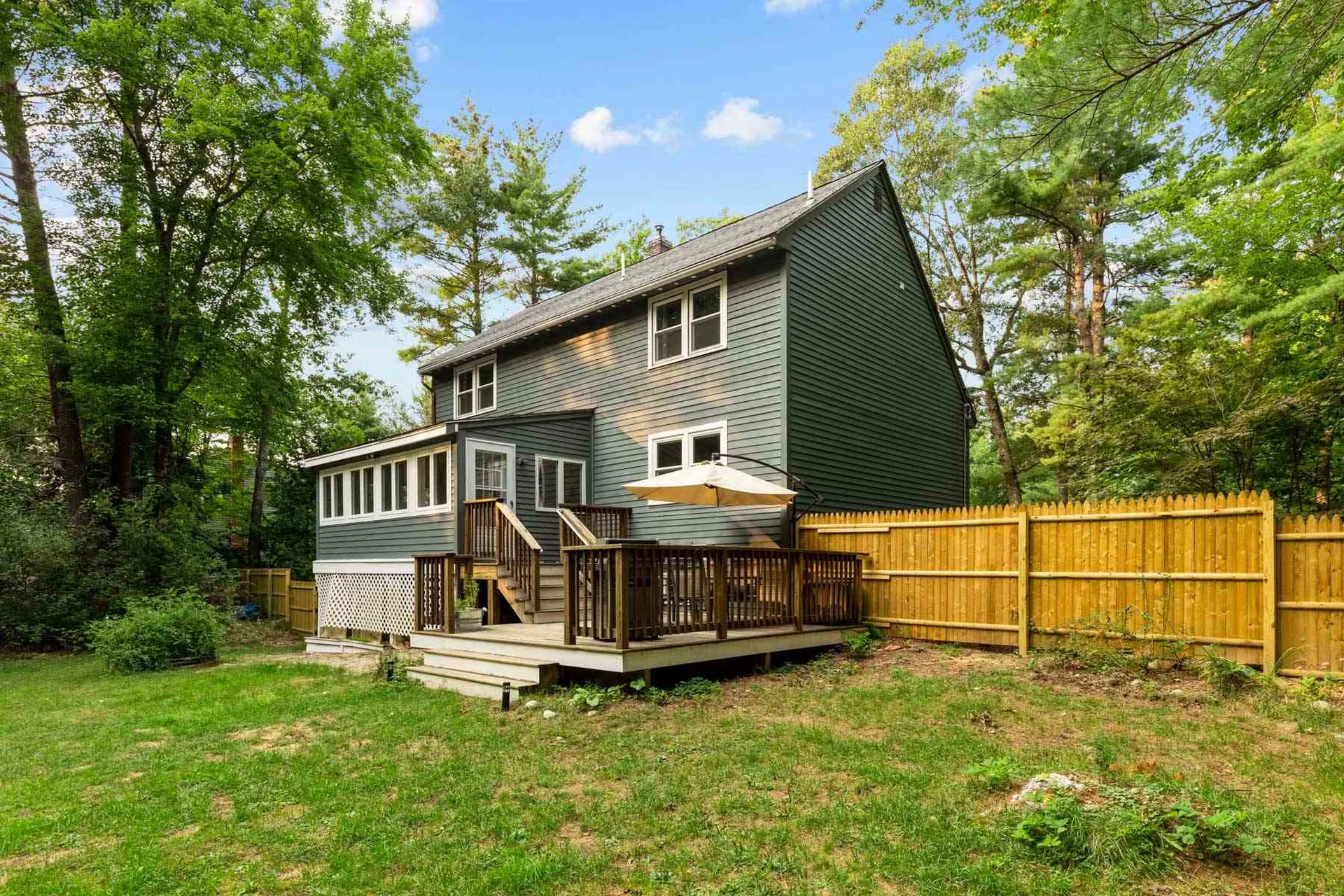 33 Raeder Drive Stratham NH 03885