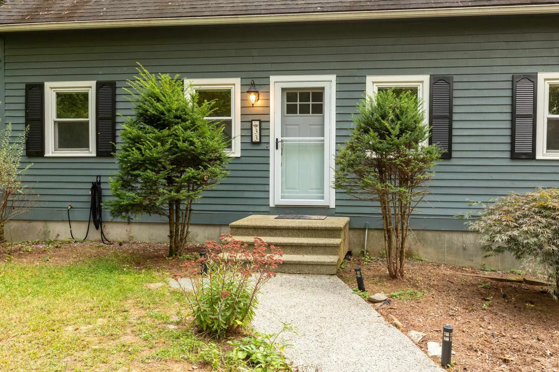 33 Raeder Drive Stratham NH 03885