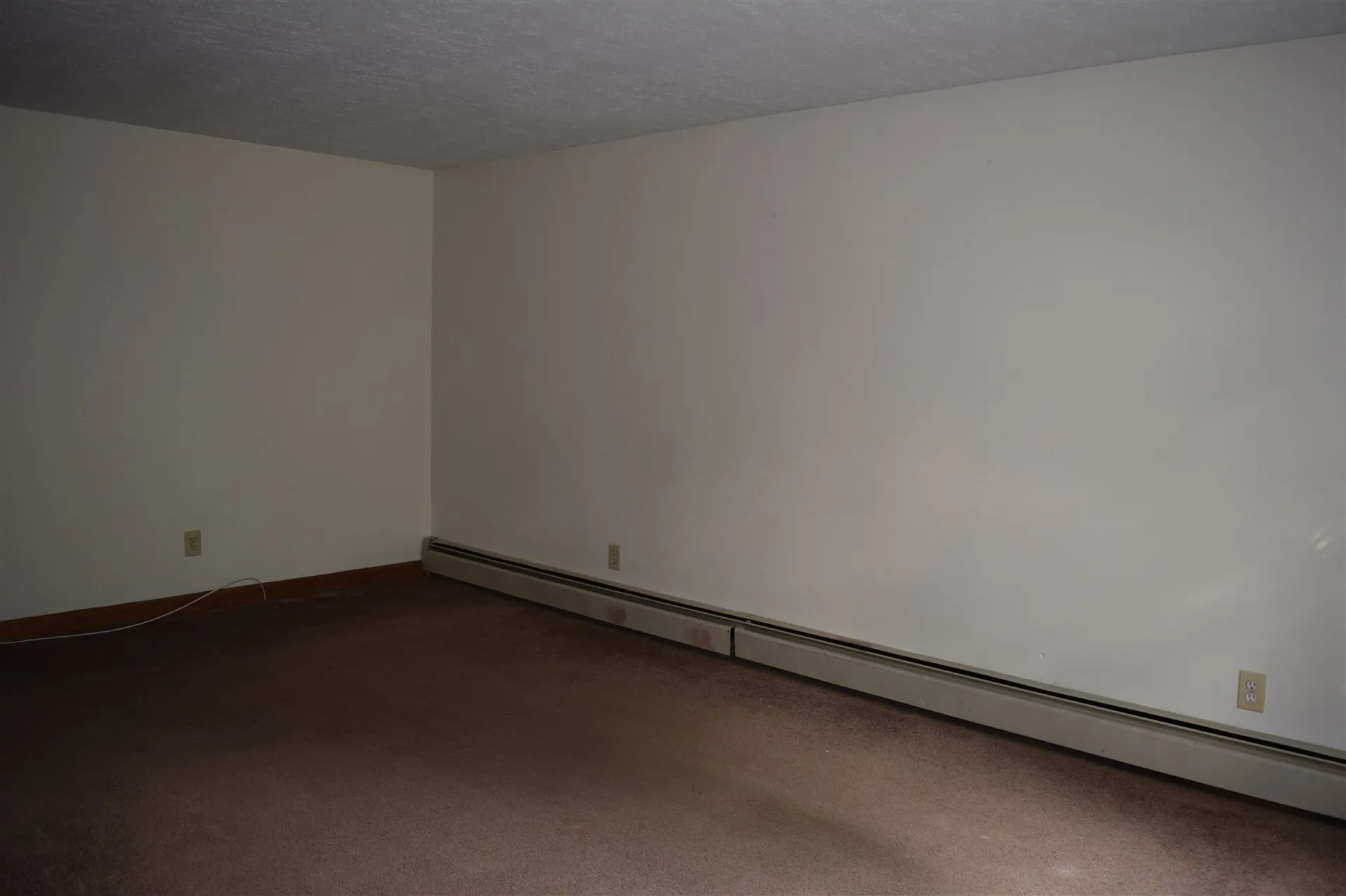 33 Elwood Avenue Manchester NH 03103