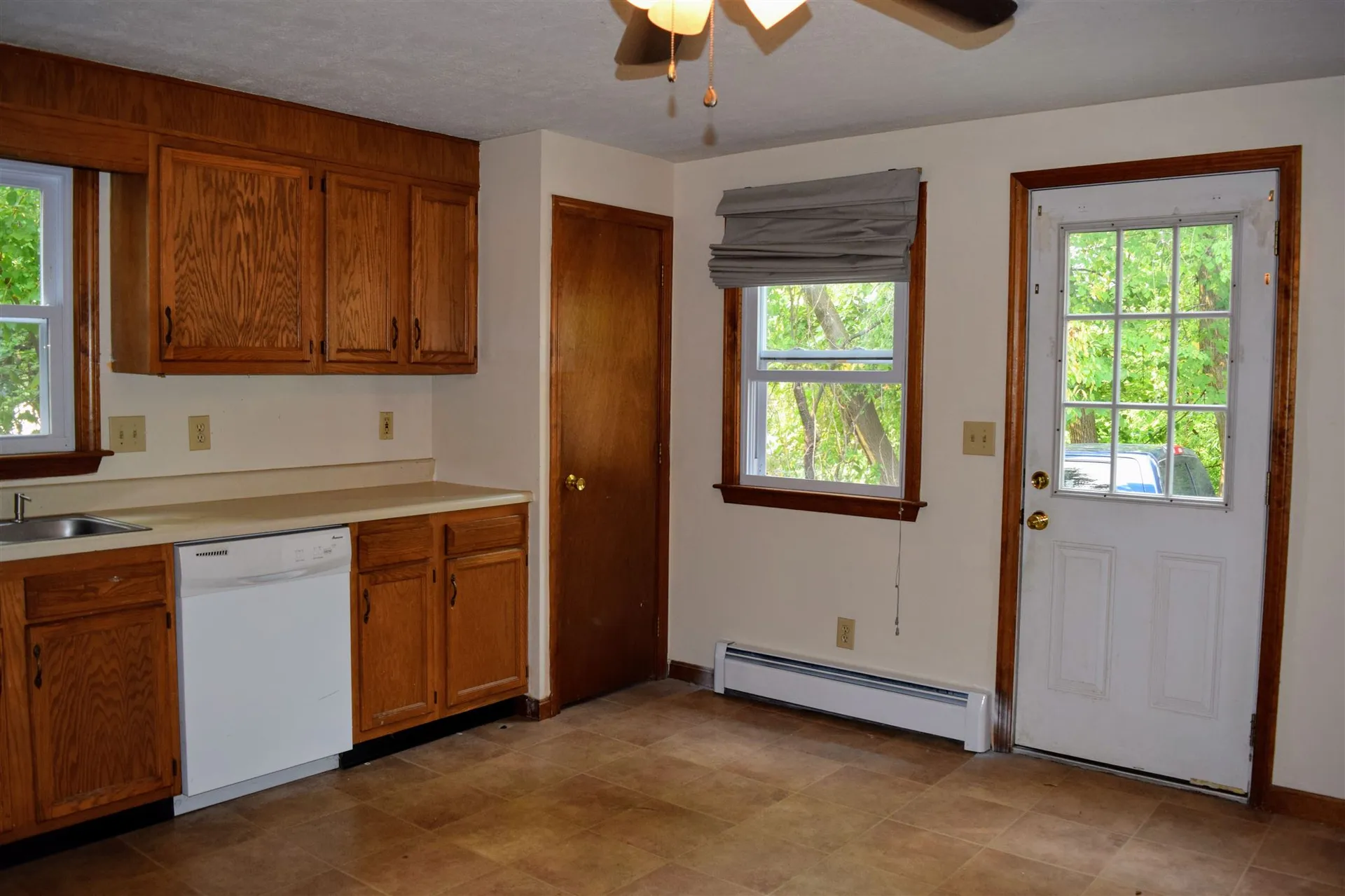 33 Elwood Avenue Manchester NH 03103