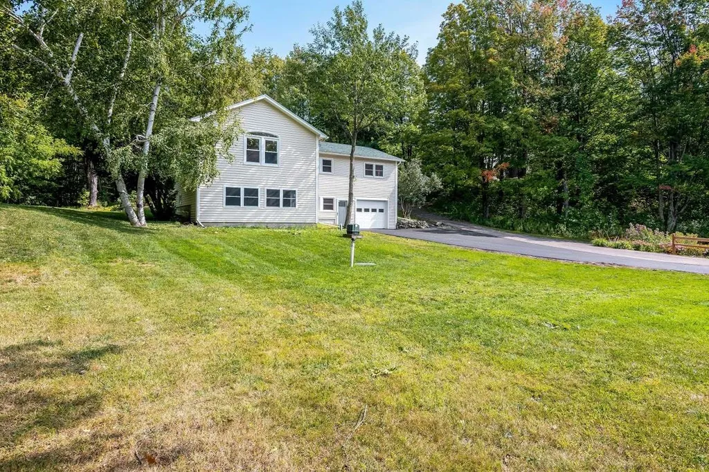2391 Oak Hill Road Williston VT 05495-7042