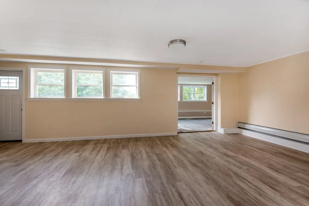 2391 Oak Hill Road Williston VT 05495-7042