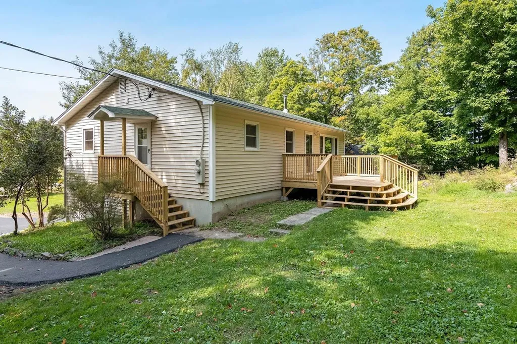2391 Oak Hill Road Williston VT 05495-7042