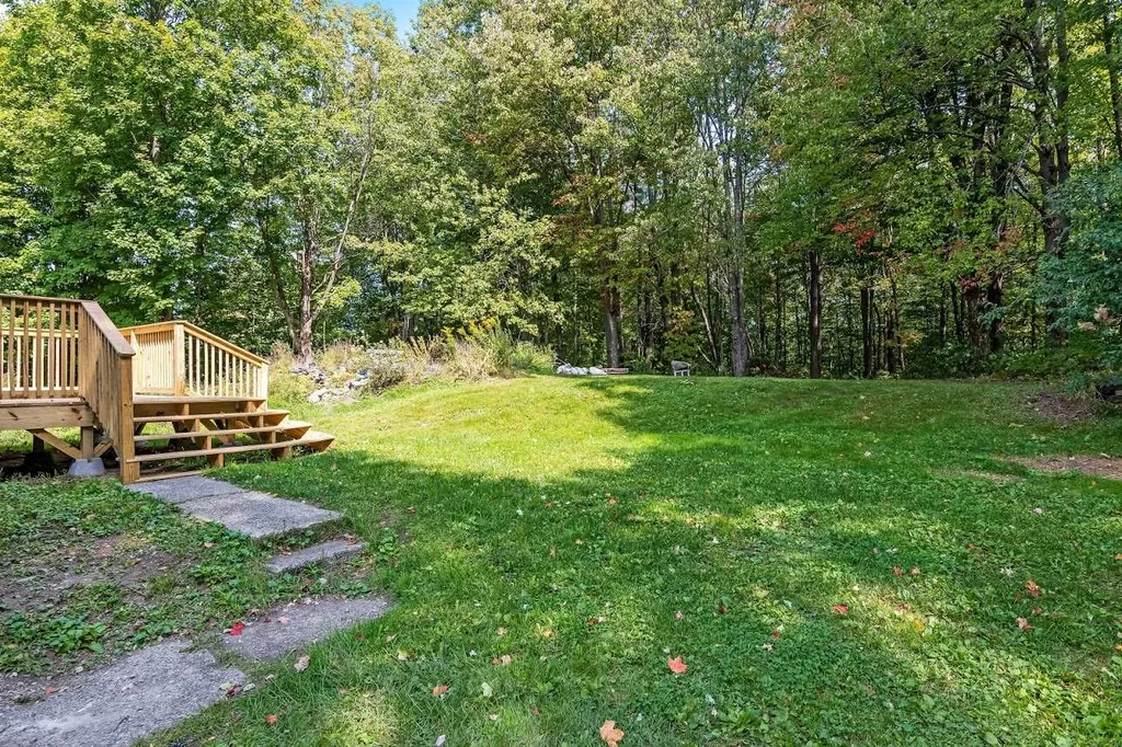 2391 Oak Hill Road Williston VT 05495-7042