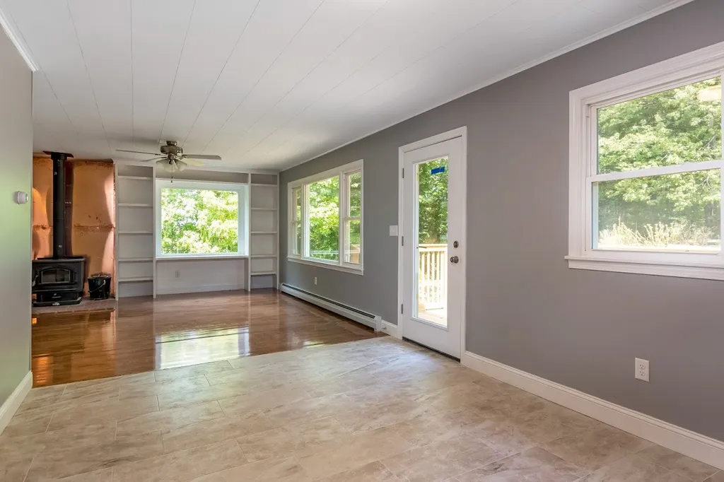 2391 Oak Hill Road Williston VT 05495-7042