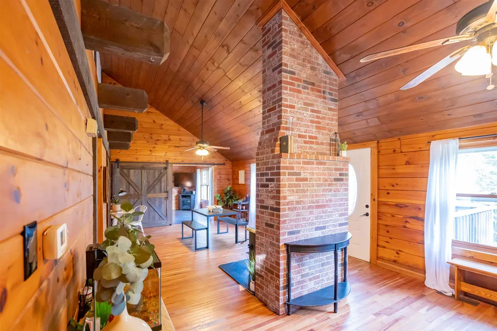51 Mountain Road Deerfield NH 03037