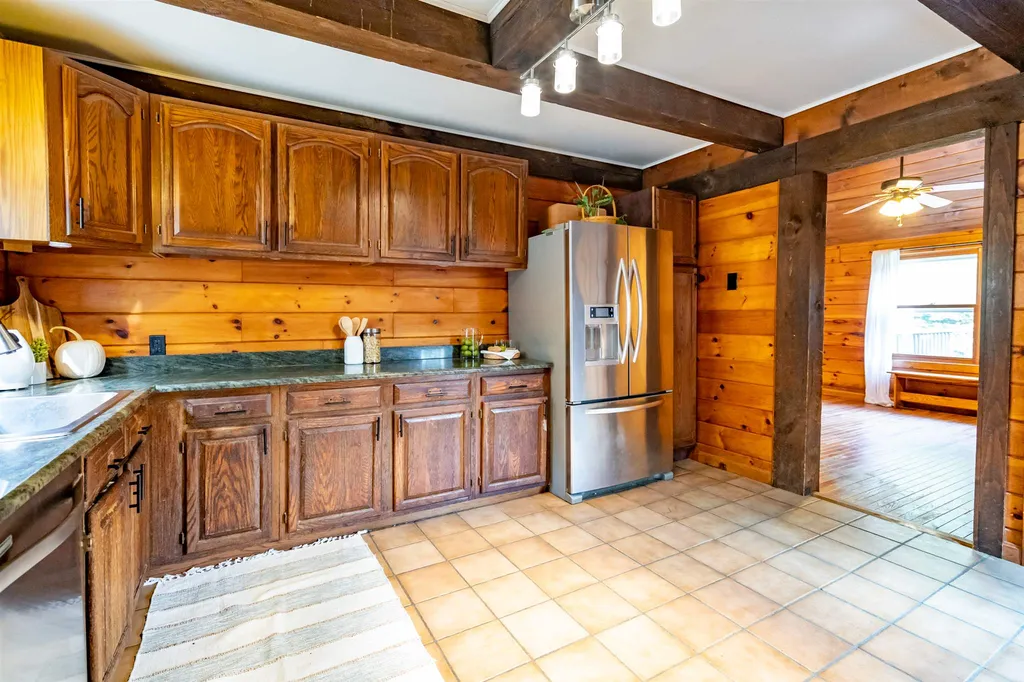 51 Mountain Road Deerfield NH 03037