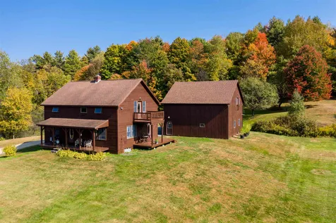 220 Black Bear Hollow Waterbury VT 05676