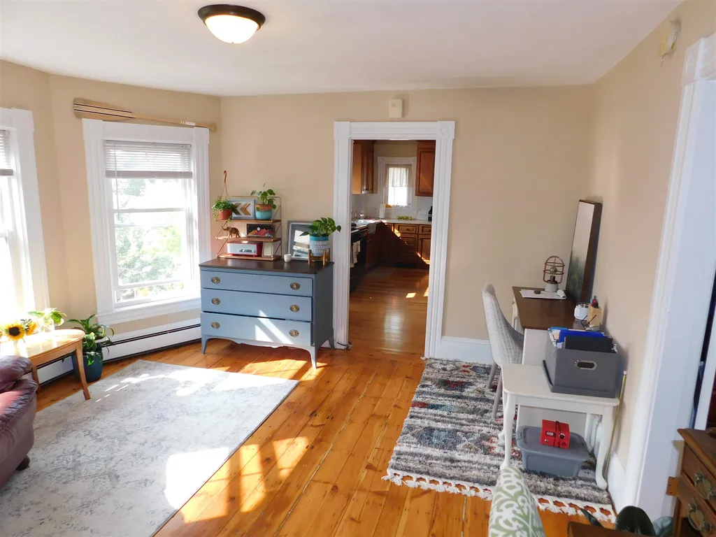 574 Spruce Street Manchester NH 03103