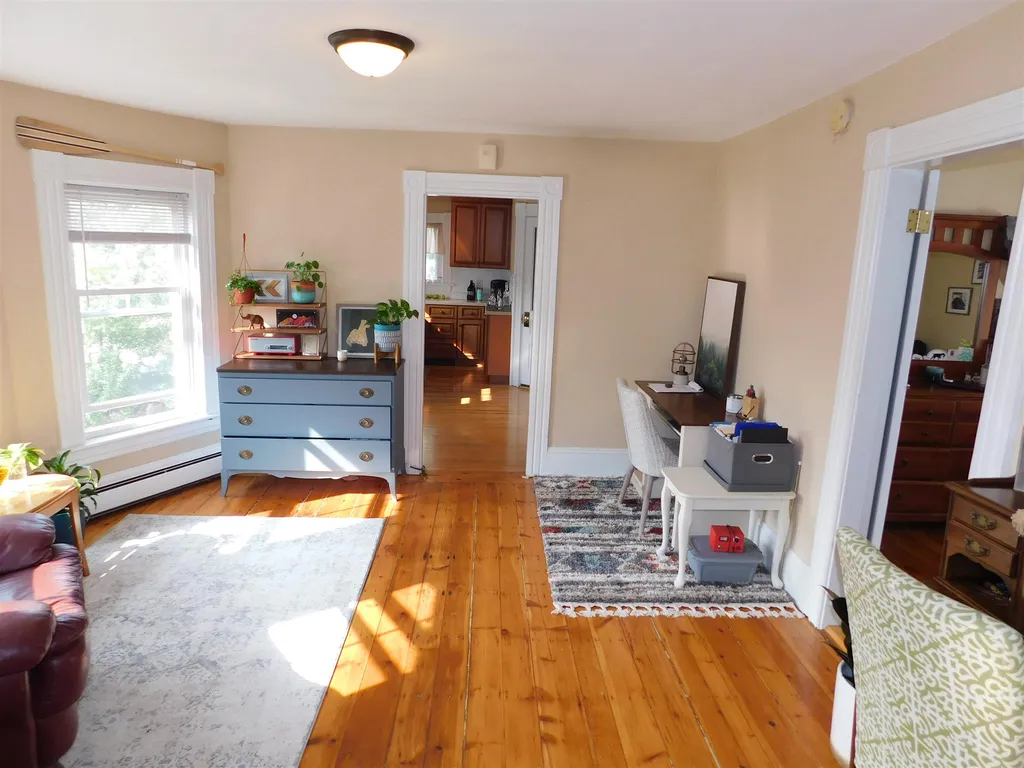 574 Spruce Street Manchester NH 03103