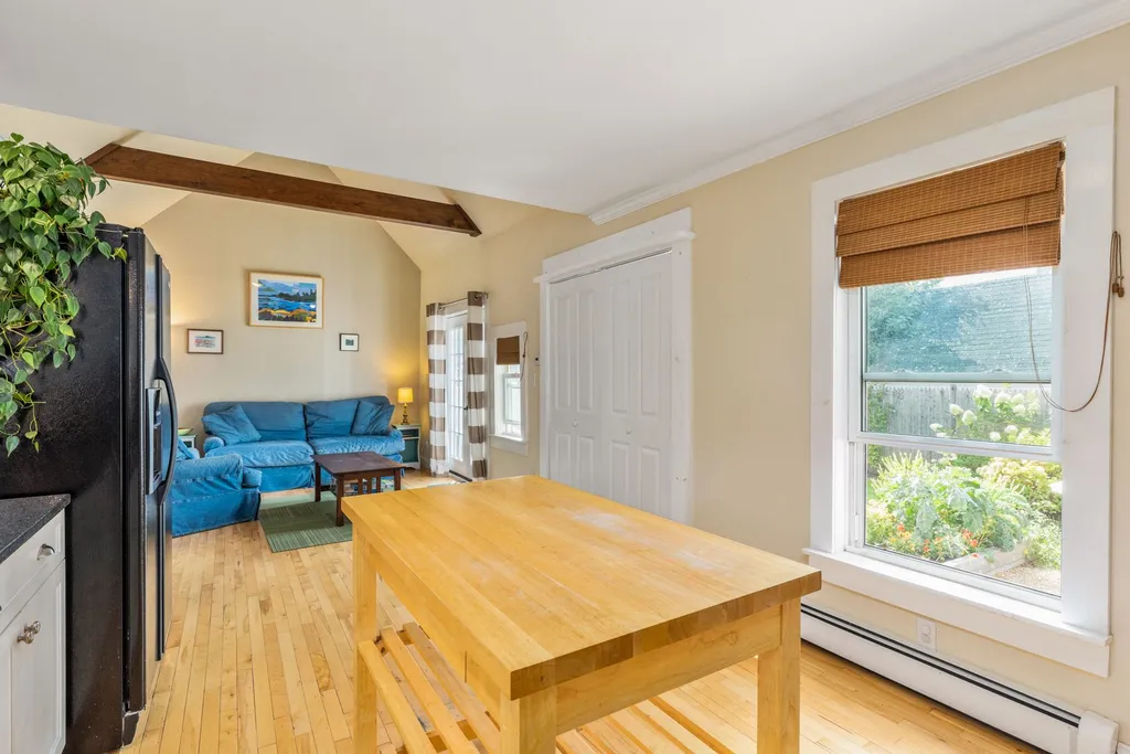12 Sanborn Street Exeter NH 03833
