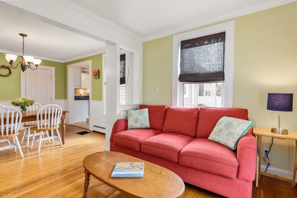12 Sanborn Street Exeter NH 03833