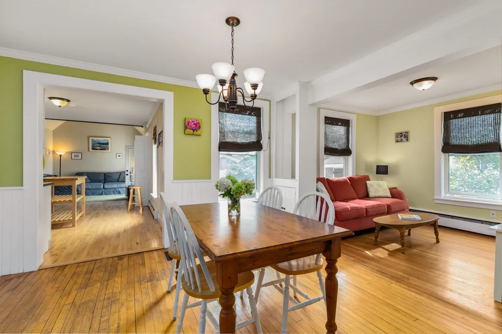 12 Sanborn Street Exeter NH 03833