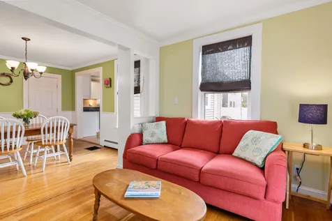 12 Sanborn Street Exeter NH 03833