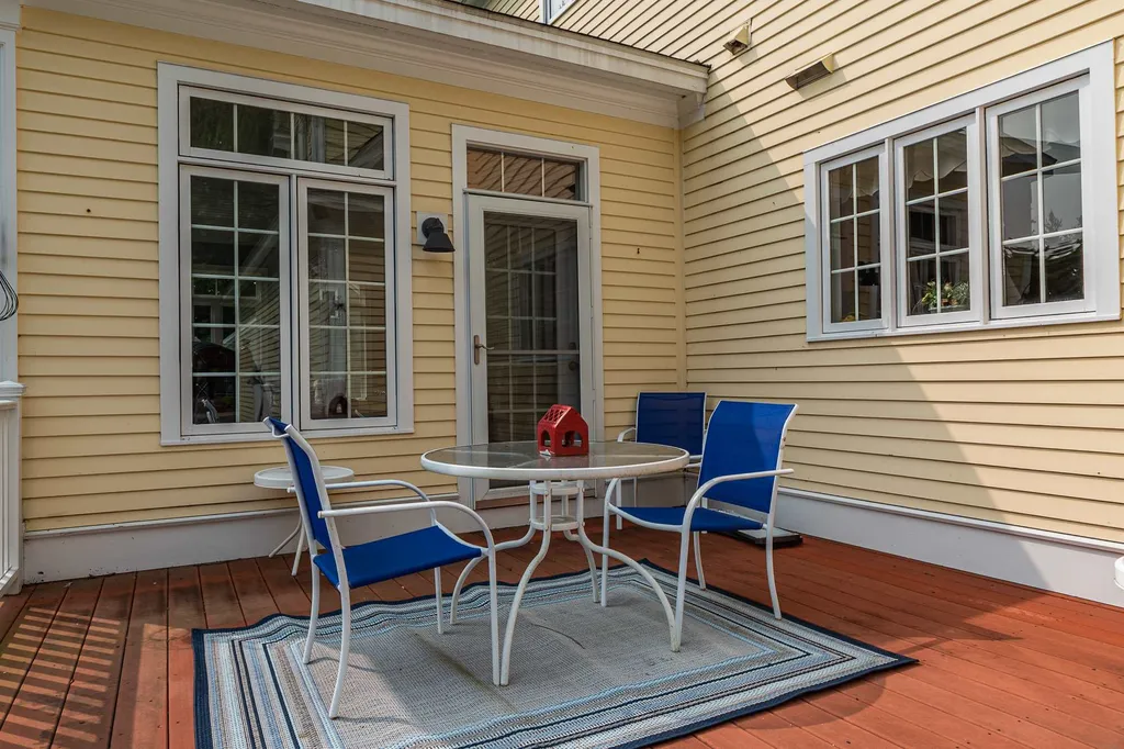 2 Hunter Place Exeter NH 03833