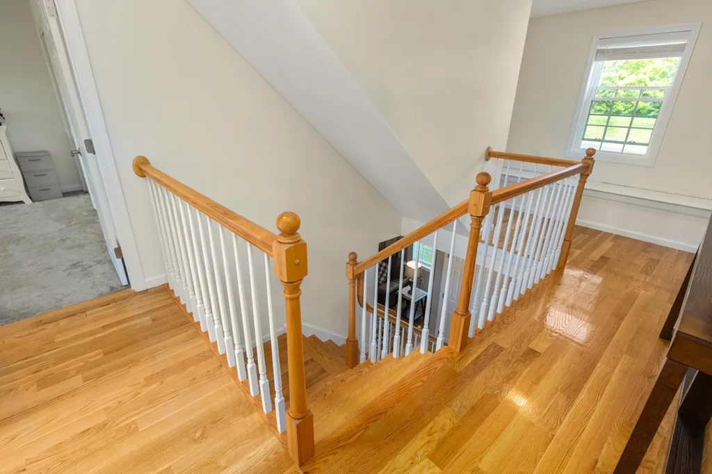 10 Sydney Lane Epping NH 03042