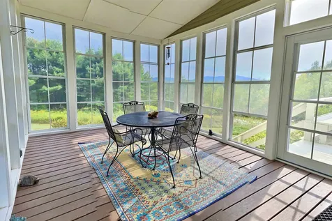 67 Hayfield Lane New London NH 03257