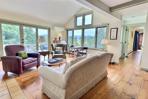 67 Hayfield Lane New London NH 03257