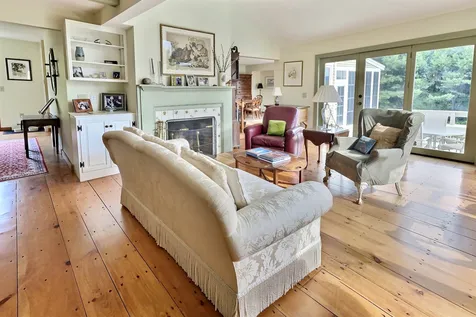 67 Hayfield Lane New London NH 03257