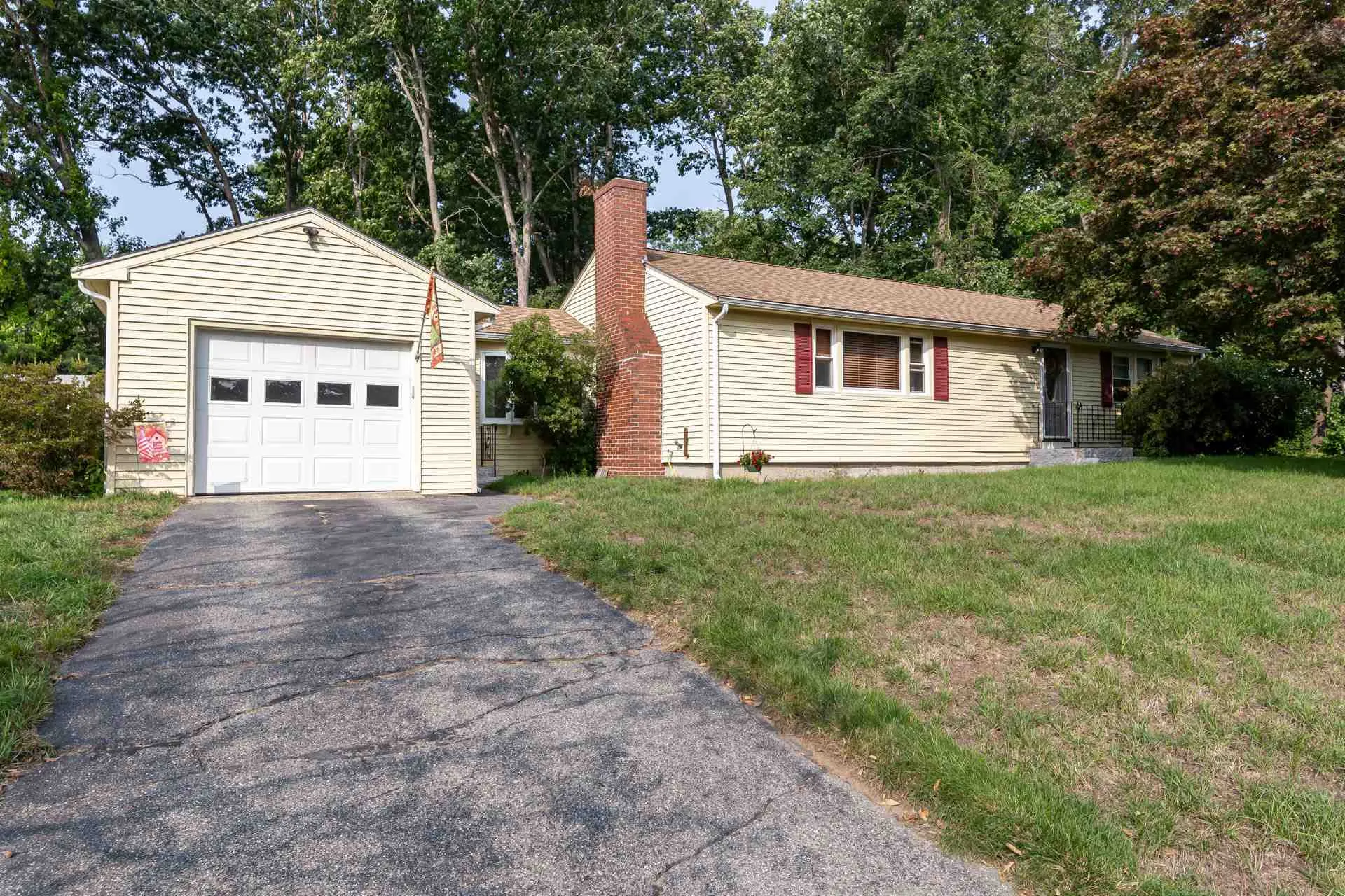 10 Center Circle Plaistow NH 03865