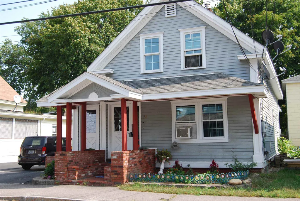 22 Pine Street Rochester NH 03867