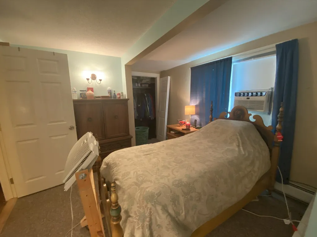 22 Pine Street Rochester NH 03867