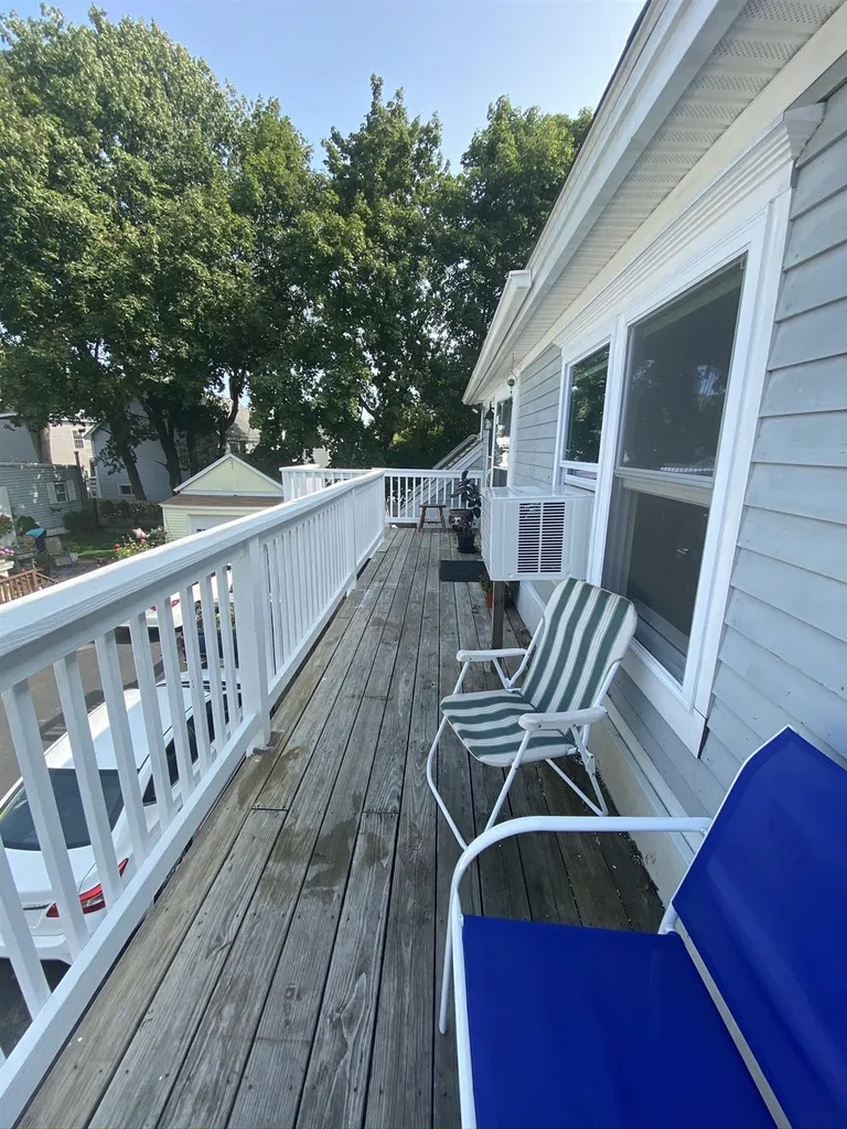 22 Pine Street Rochester NH 03867