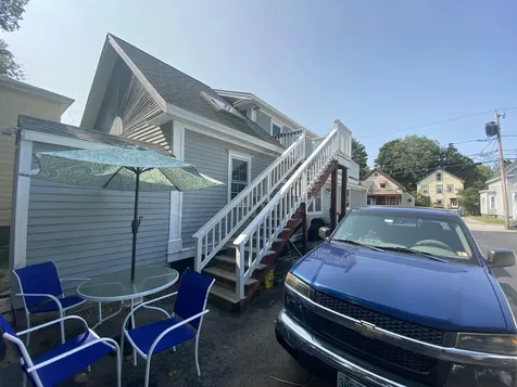 22 Pine Street Rochester NH 03867