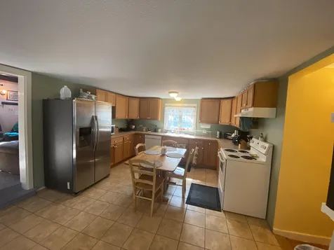 22 Pine Street Rochester NH 03867