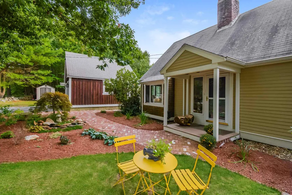 46 Ridgeview Road Weare NH 03281