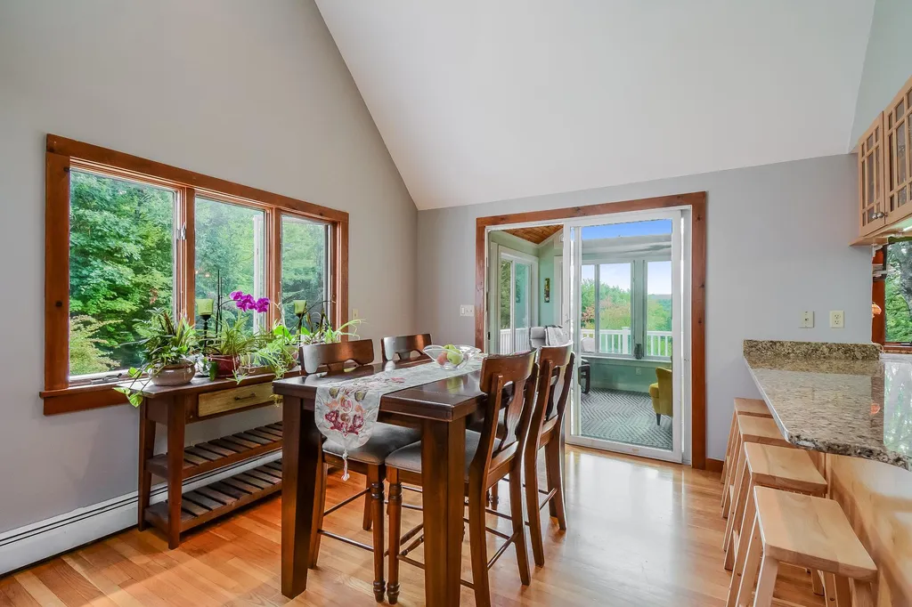 46 Ridgeview Road Weare NH 03281