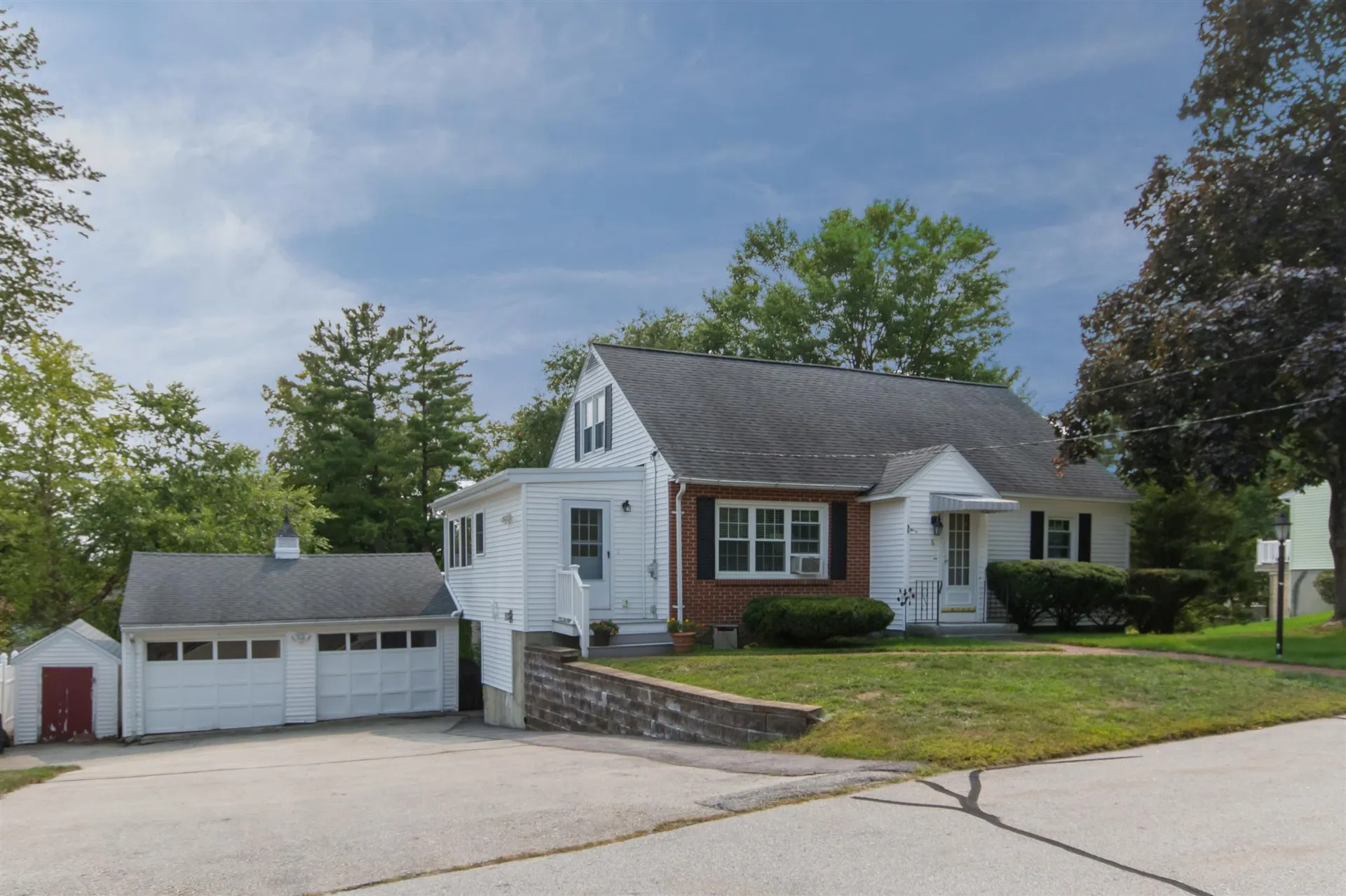 6 Derry Street Nashua NH 03063