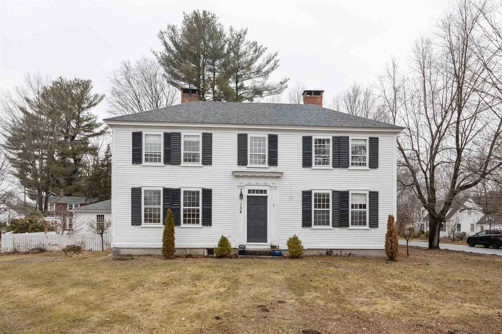 154 Amherst Street Amherst NH 03031