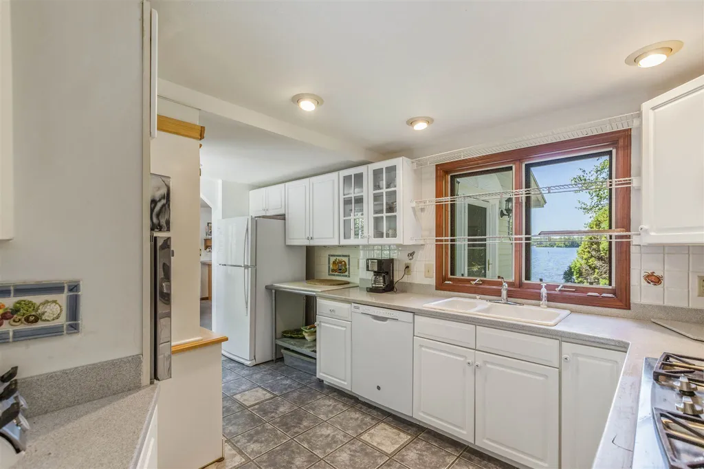 141 Swallow Point Road Moultonborough NH 03254
