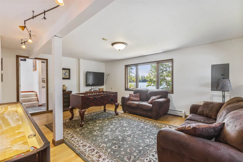 141 Swallow Point Road Moultonborough NH 03254