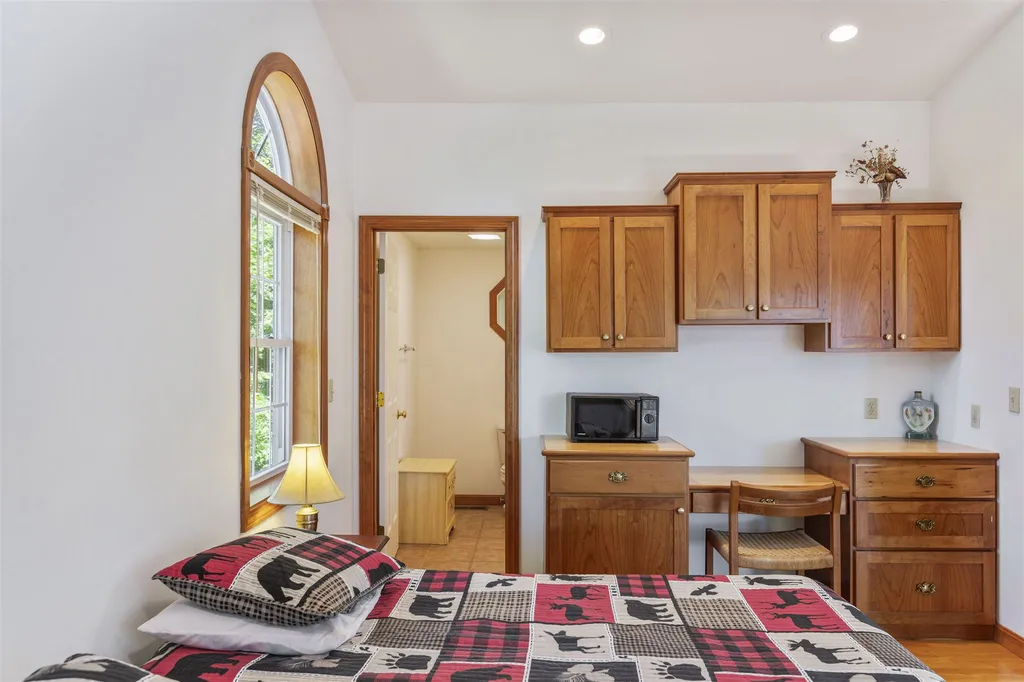 141 Swallow Point Road Moultonborough NH 03254