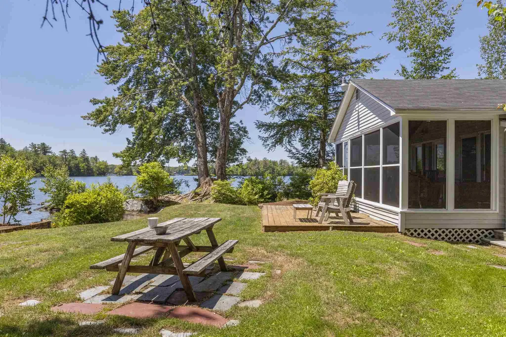 141 Swallow Point Road Moultonborough NH 03254