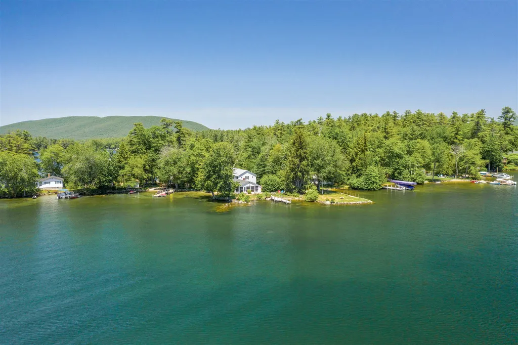141 Swallow Point Road Moultonborough NH 03254