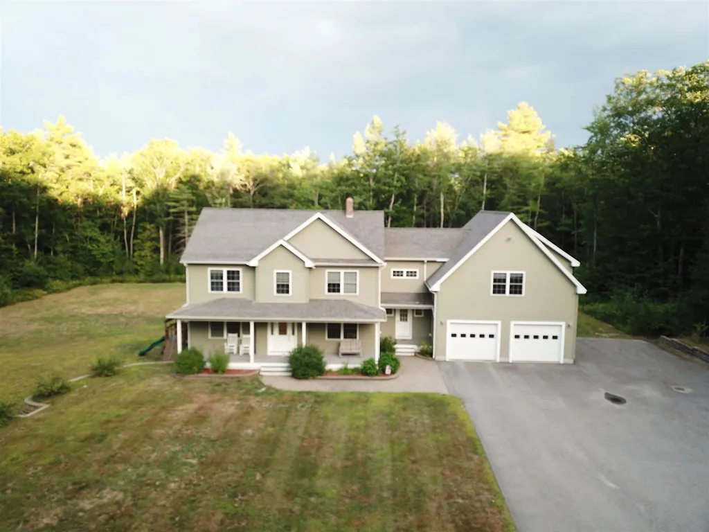 637 County Road Acton ME 04001