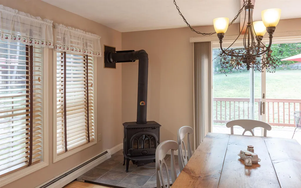 12 Kinsman Road Fitzwilliam NH 03447