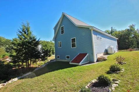 58 Constitution Way Rochester NH 03867