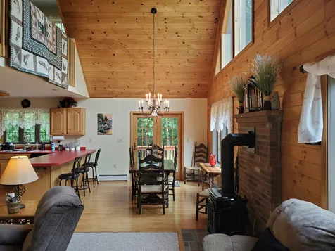 90 Beechwood Farm Road Mendon VT 05701