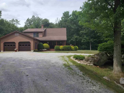 90 Beechwood Farm Road Mendon VT 05701