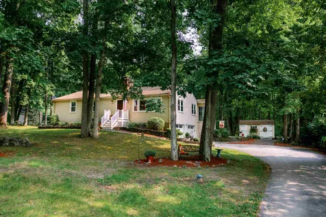 17 Stonewall Terrace Atkinson NH 03811