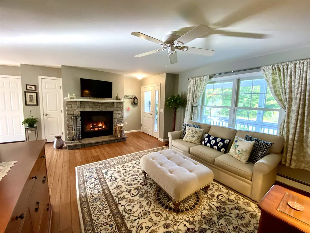 174 Belknap Mountain Road Gilford NH 03249