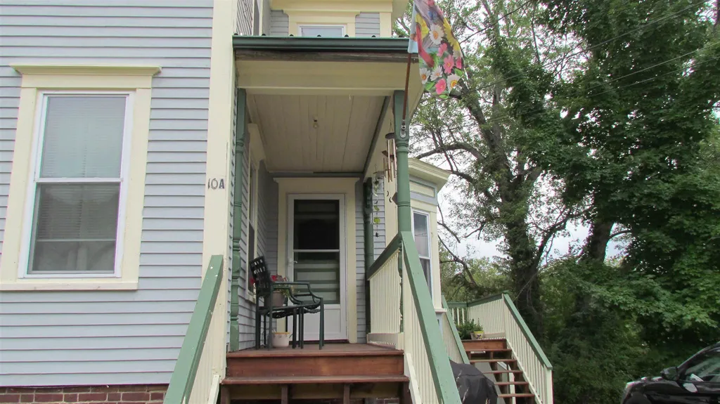 10 Washington Street Ashland NH 03217