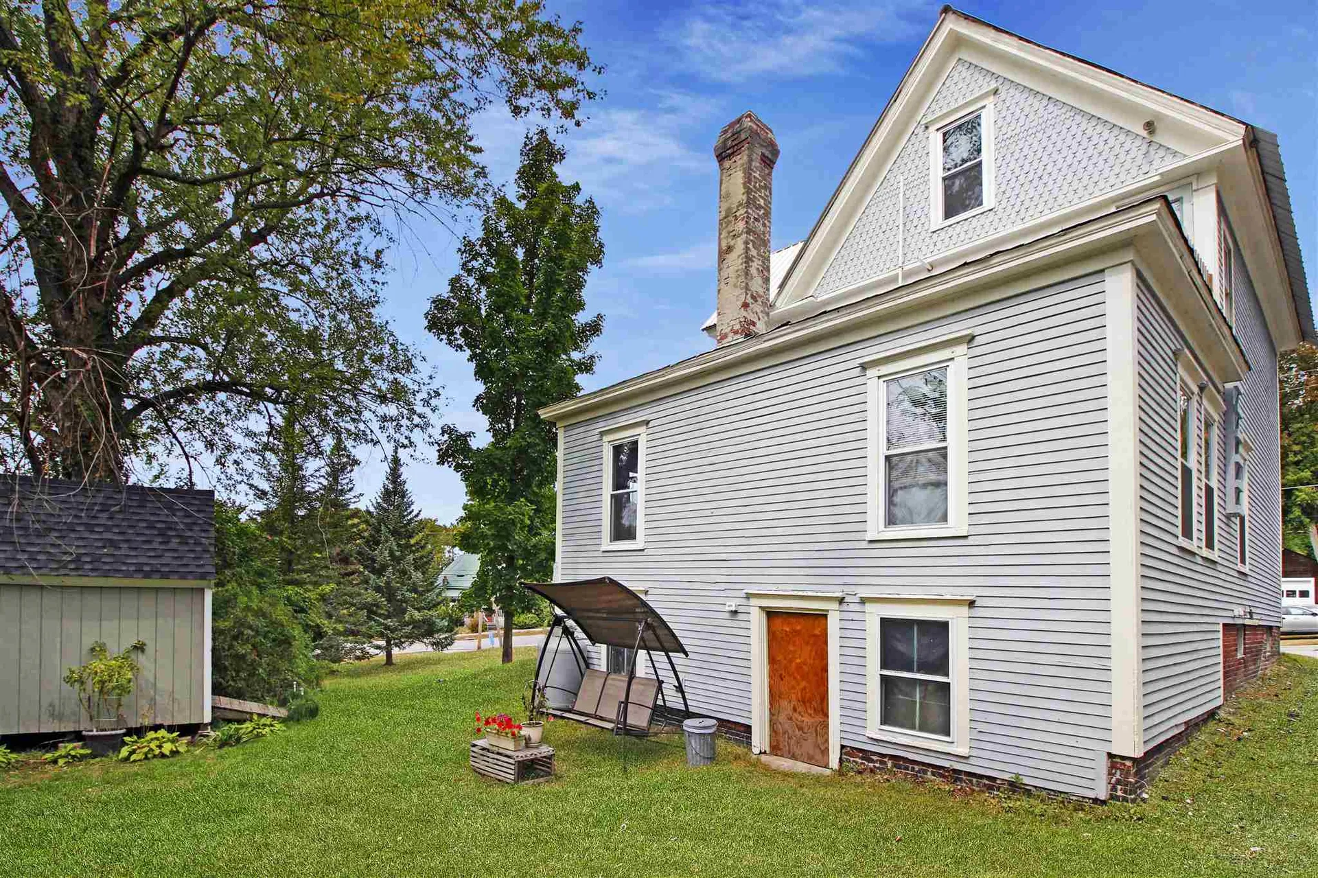 10 Washington Street Ashland NH 03217