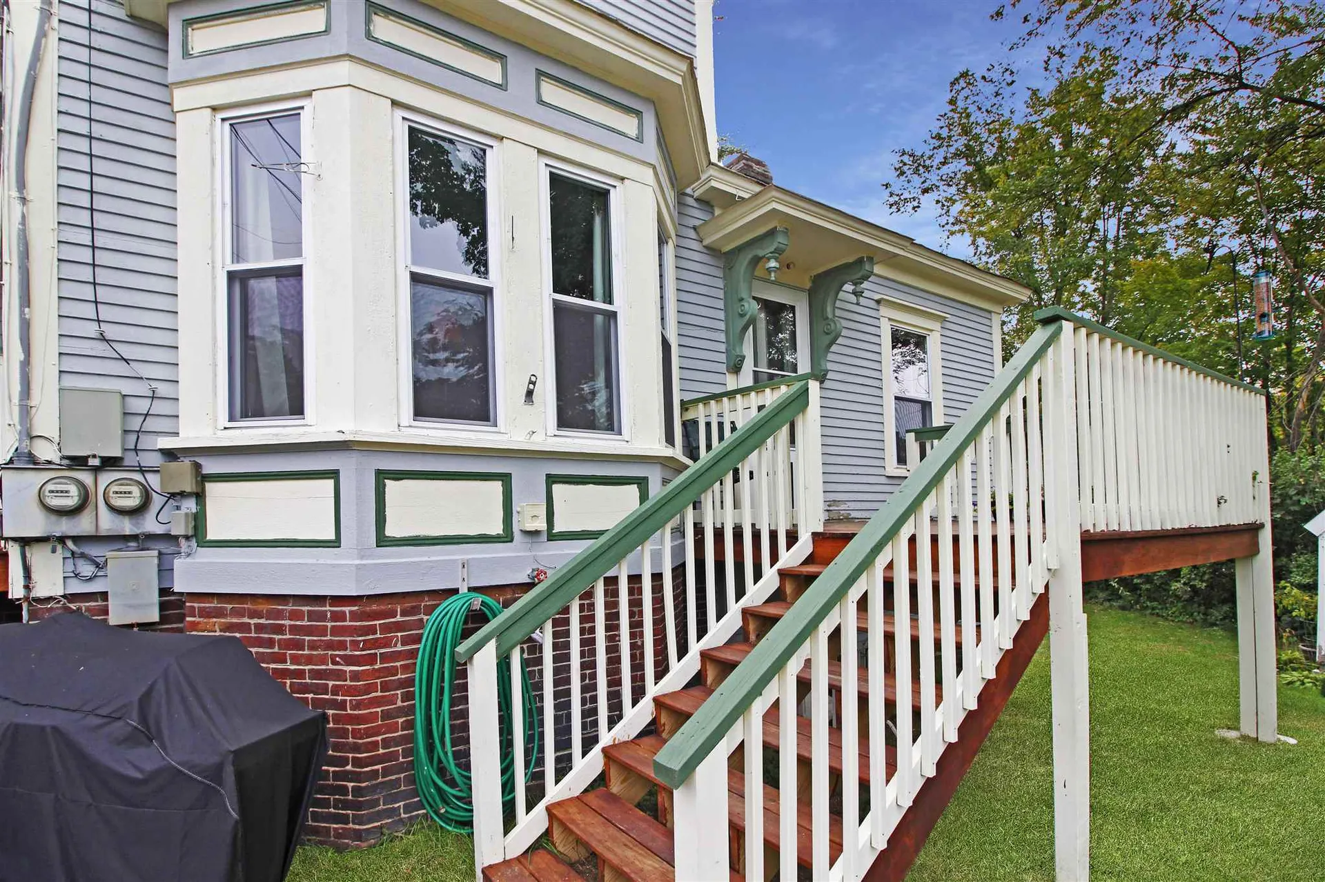 10 Washington Street Ashland NH 03217