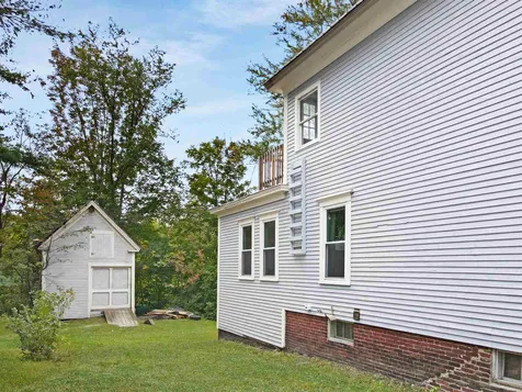 10 Washington Street Ashland NH 03217